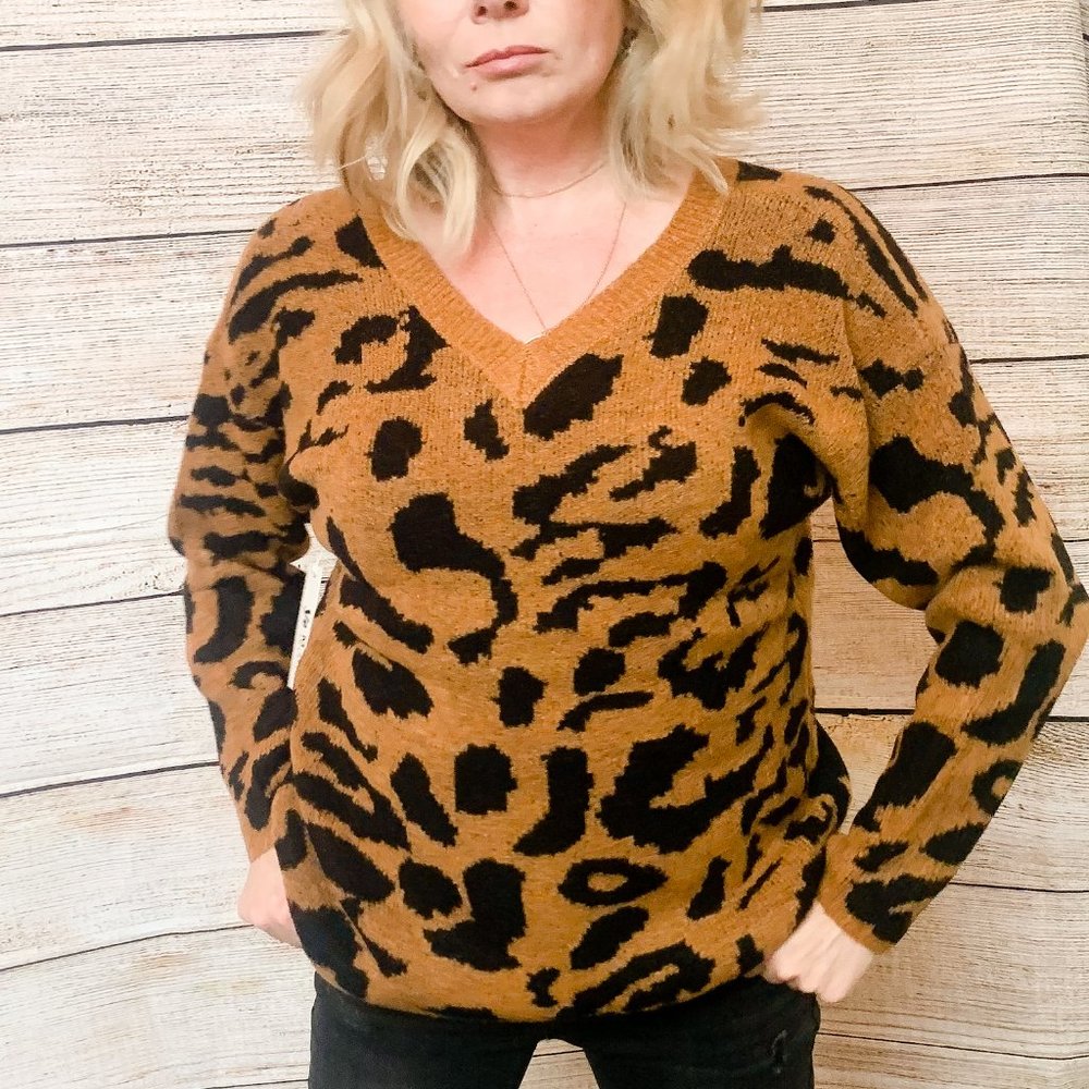 animal print sweater